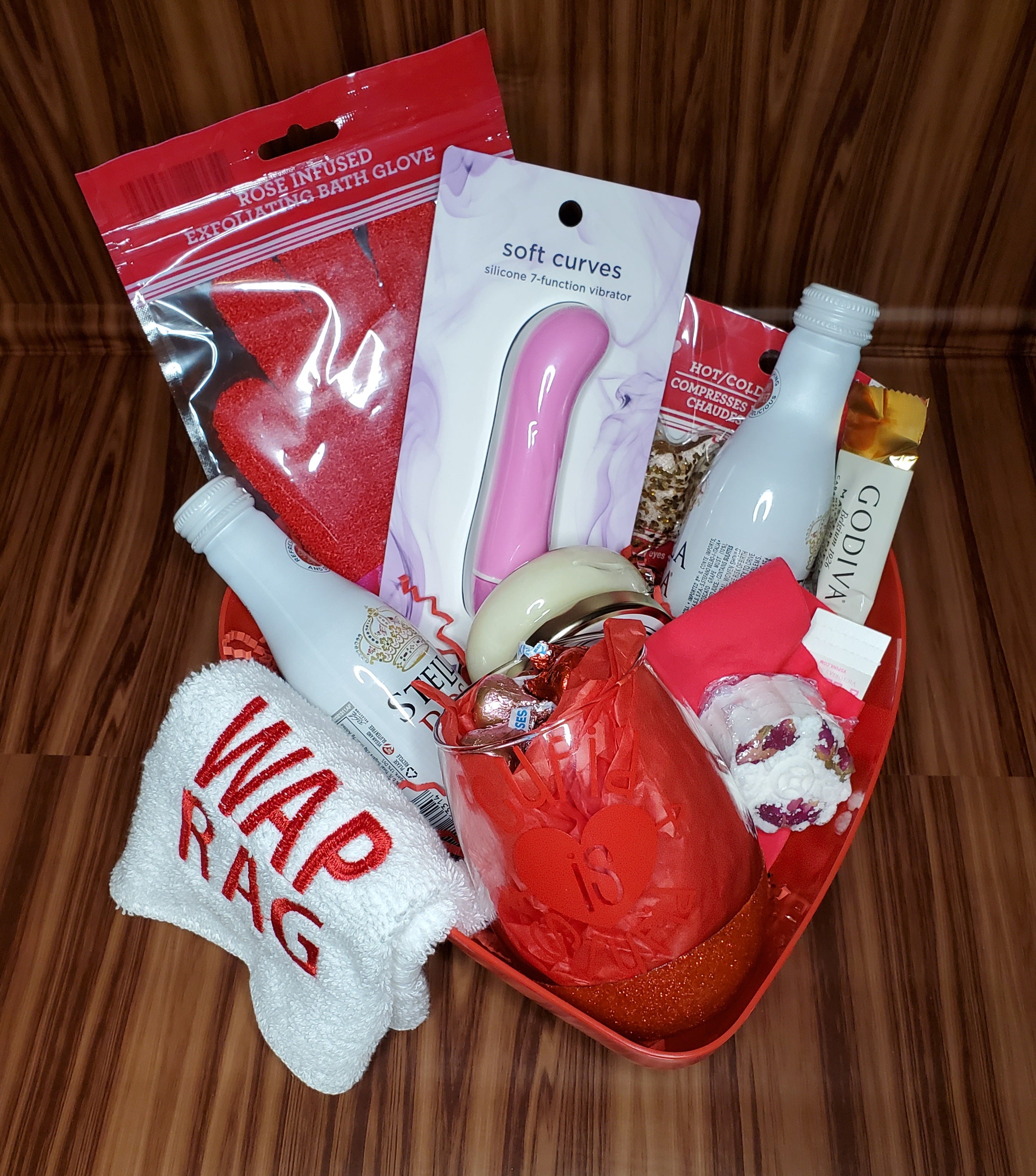 Women's Valentines Day Basket